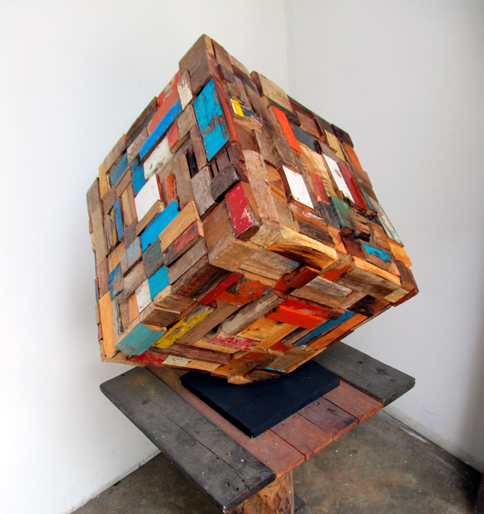 Hexaedro, Assemblage, 34x34x34cm / 13.4x13.4x13.4in